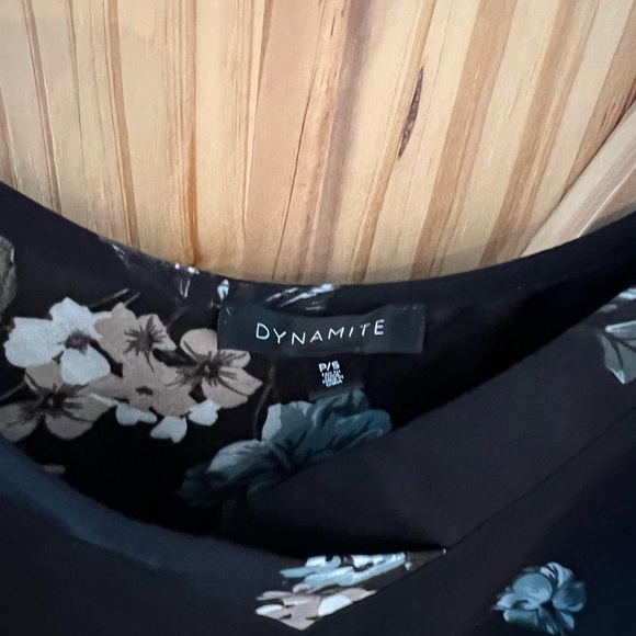 Dynamite Floral Cami - Picture 2 of 3